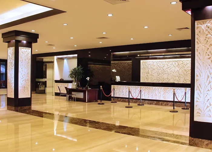 Aston & Convention ホテル デンパサール