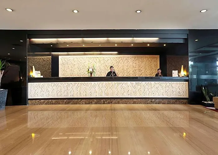 Aston & Convention ホテル